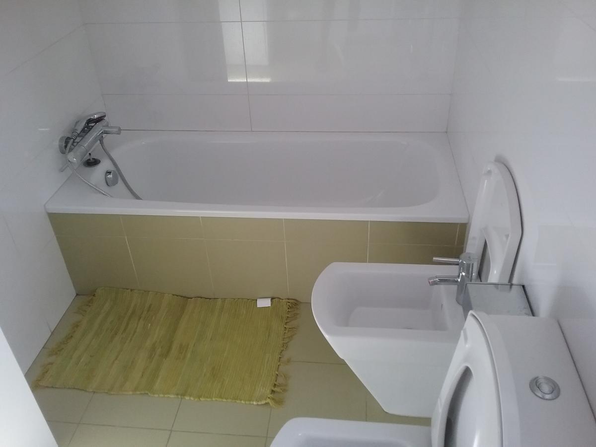 Lovely 2 Bedroom Terrace Wifi Parking Ac Heating Attic Valencia Ngoại thất bức ảnh